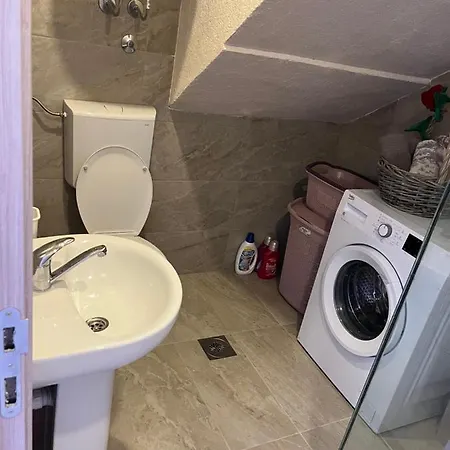 Apartment Rezevici *